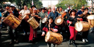 La Marcha de los Bombos